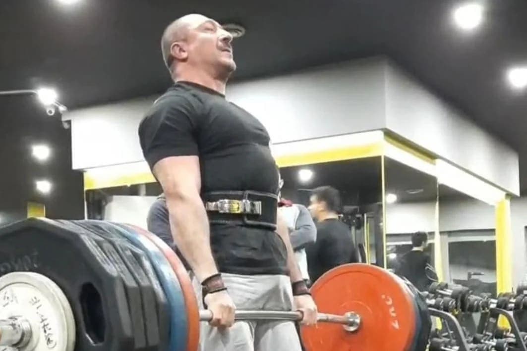 Powerlifter Adem Bıyıkoğlu Röportaj