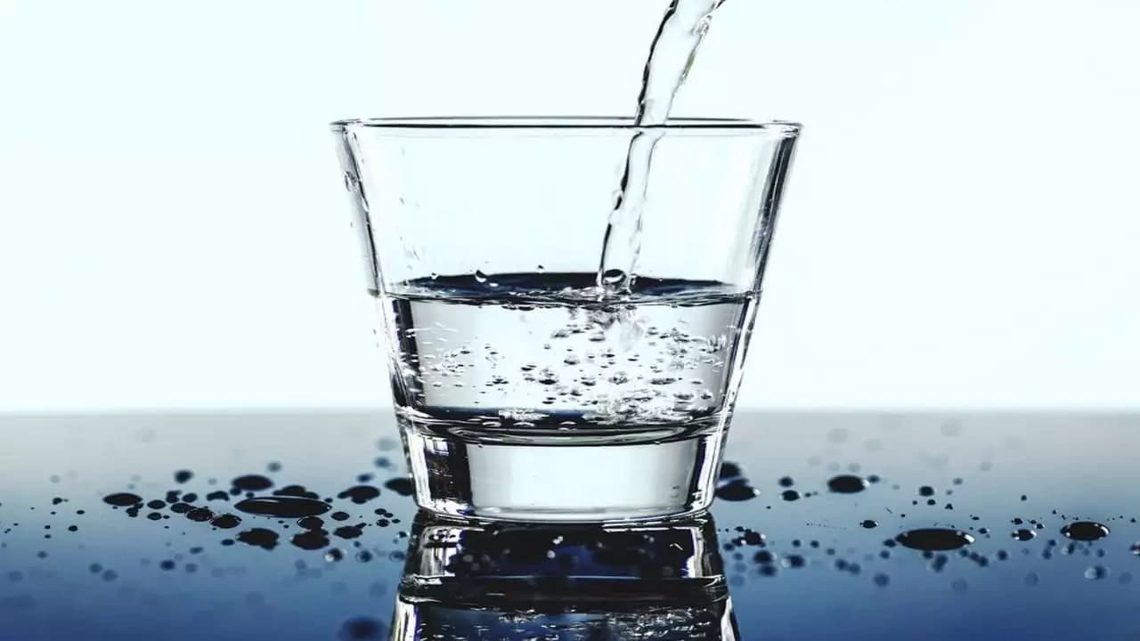 Hidrasyon Nedir? Vücudumuzun Canlılığı İçin Önemi