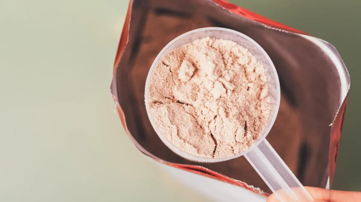 İzole Protein Tozu Nedir, Faydaları ve Zararları