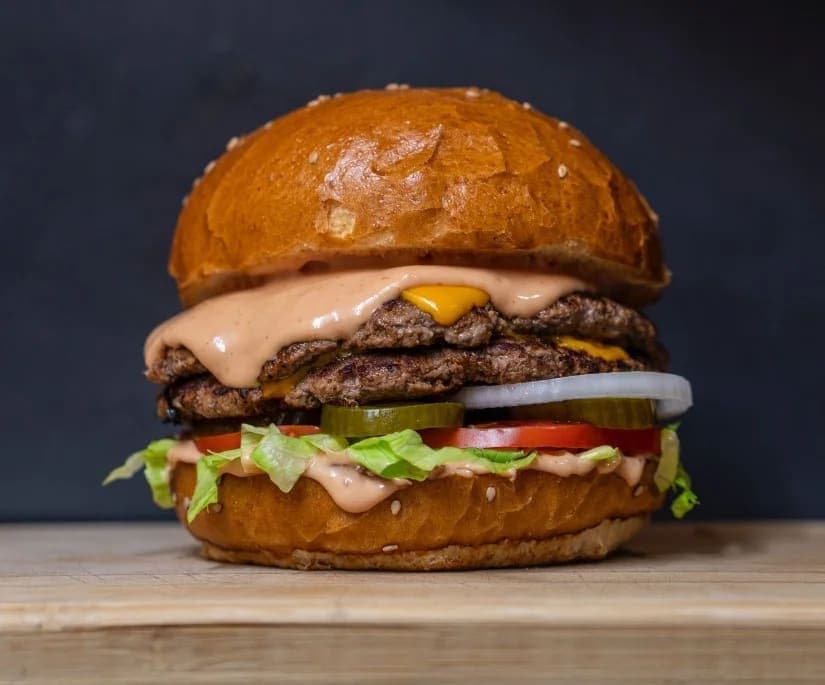 Hamburger Kaç Kalori İçerir?