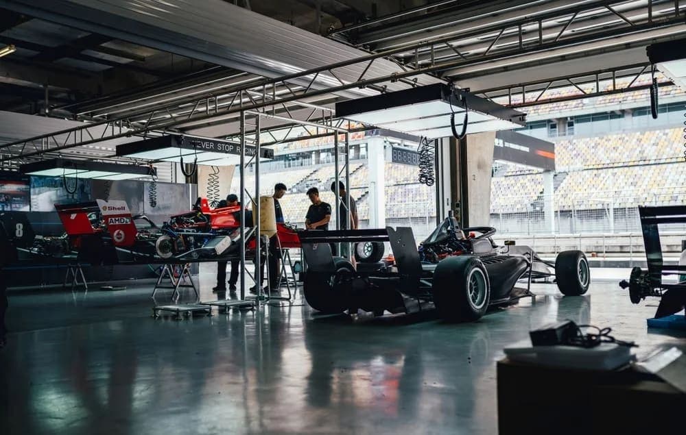 Formula 1 ERS (Energy Recovery System) Nedir? - Otomobillerin Performansını Artıran İnovatif Teknoloji