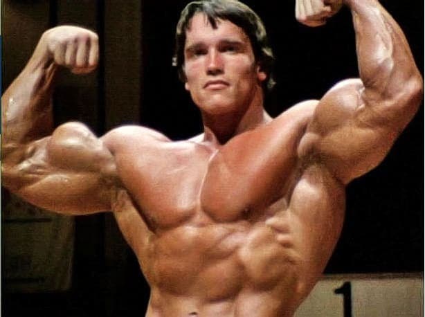 Front Double Biceps Pozu Nasıl Yapılır?