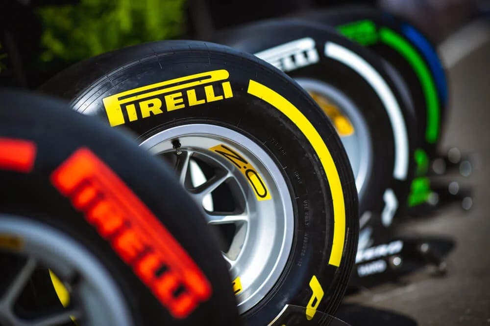 Formula 1 C4 (Hamur 4) Lastik Nedir?