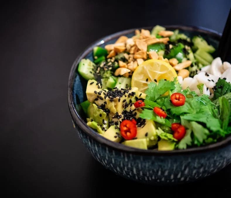 Salata Kaç Kalori? Salatanın Besin Değeri ve Sağlık Üzerindeki Etkileri