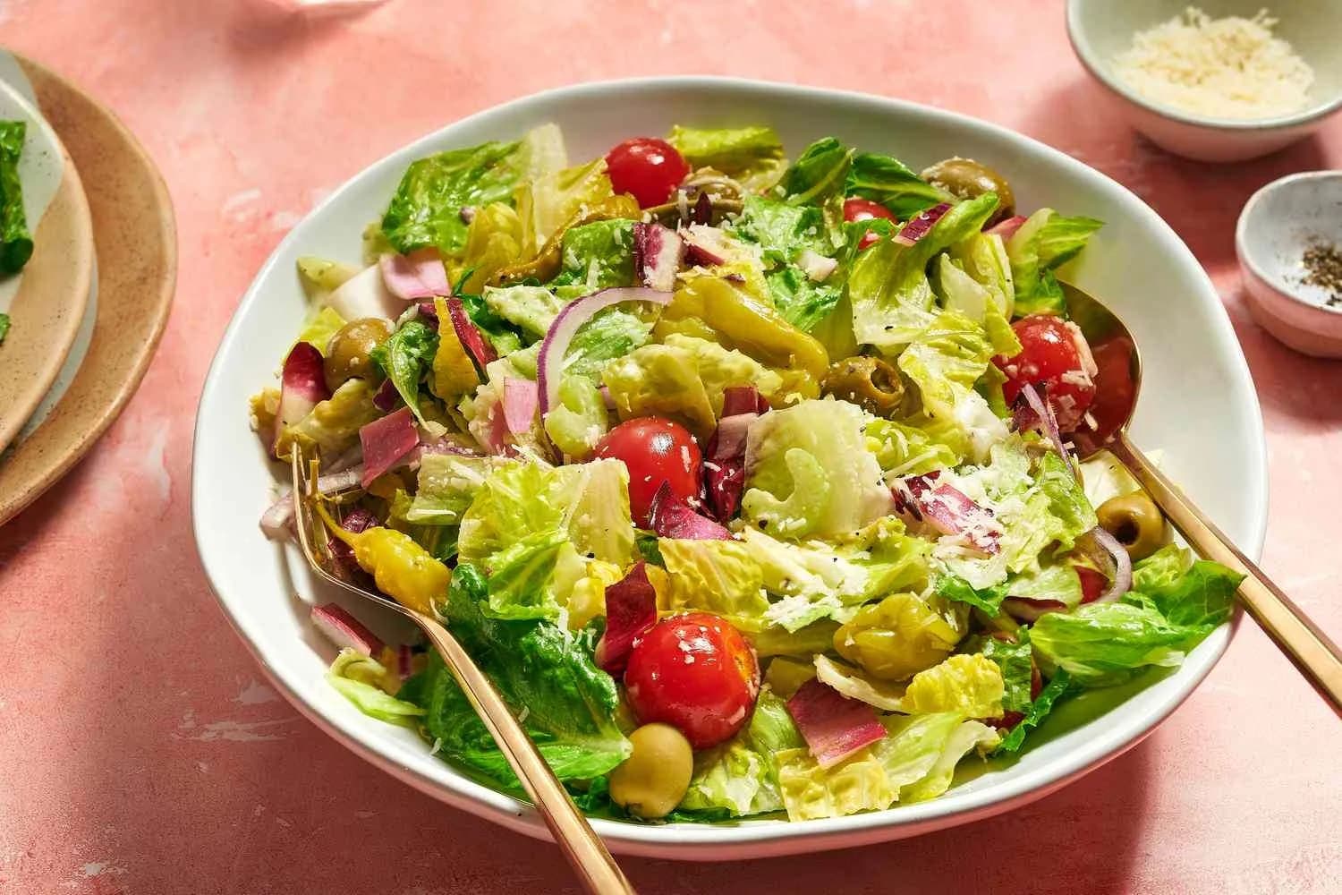 Salata Yemek Kilo Aldırır Mı?