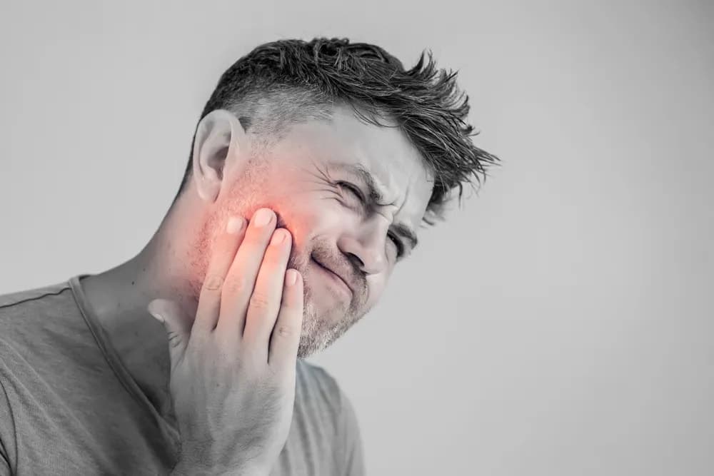 Diş Ağrısı Nedir? Nasıl Geçer?