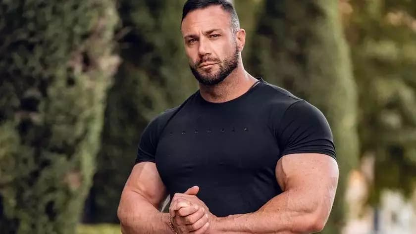 Noel Deyzel