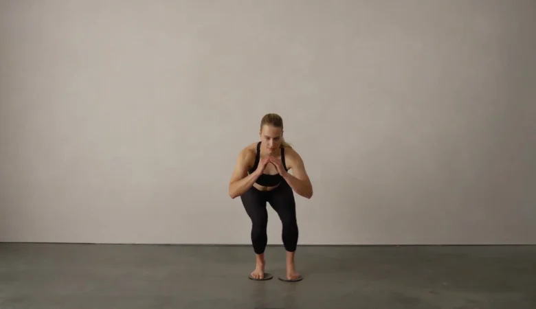 Alternating Lateral Lunge Egzersizi