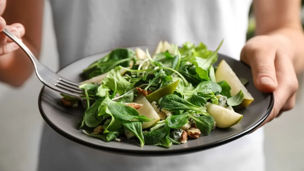 Aralıklı Oruç Nedir? Ne İşe Yarar? Nasıl Yapılır? 3 Aralıklı Orucun Potansiyel Yan Etkileri ve Dikkat Edilmesi Gerekenler