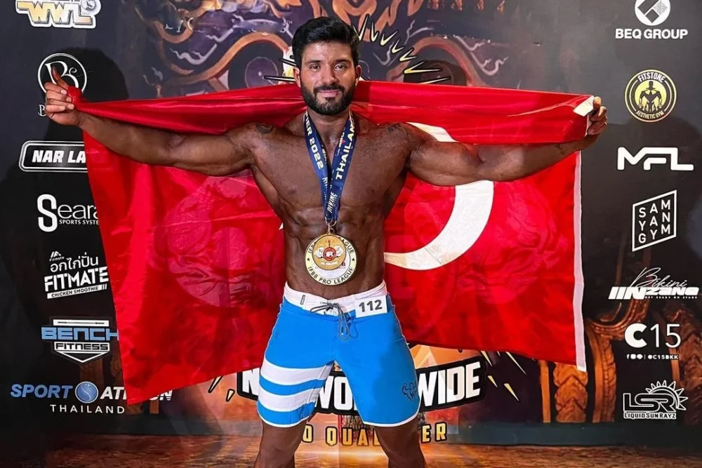 Burak Özkul 1 Burak Özkul