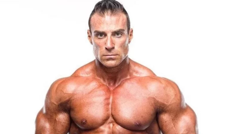 IFBB PRO Khan Kagan Yalaman