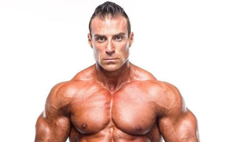 IFBB PRO Khan Kagan Yalaman