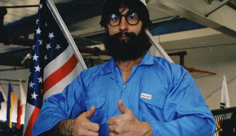 Vladimir Shmondenko (Mr Anatoly)