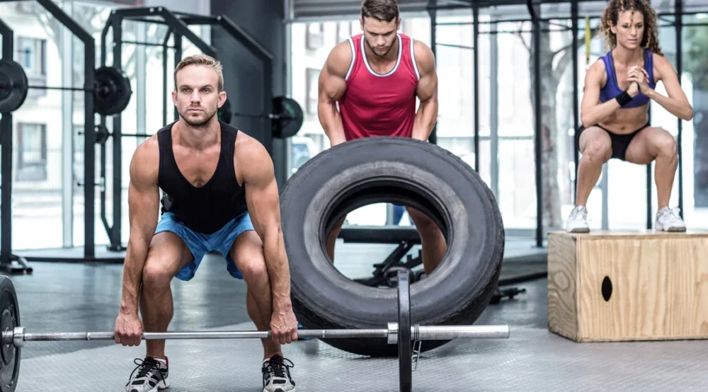 Yeni Başlayanlar İçin CrossFit Antrenmanı: İlk Adımlar ve Temel Egzersizler 1 Yeni Başlayanlar İçin CrossFit Antrenmanı: İlk Adımlar ve Temel Egzersizler