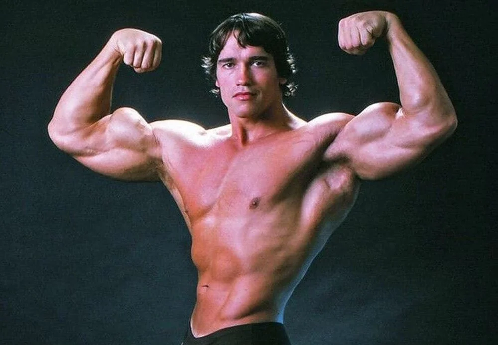 arnold schwarzenegger off sezon kol antrenmani