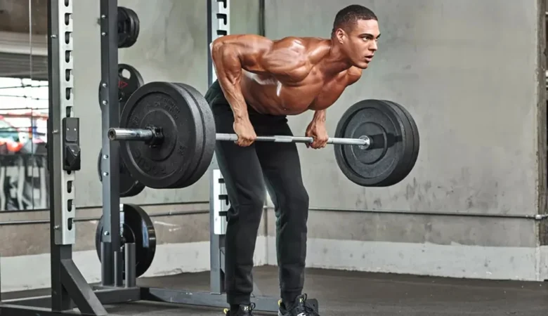 Barbell Row Hareketi Nasıl Yapılır? Hangi Bölgeyi ve Kasları Çalıştırır?