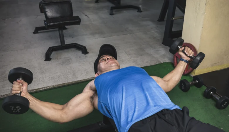 Dumbbell Flys Egzersizi