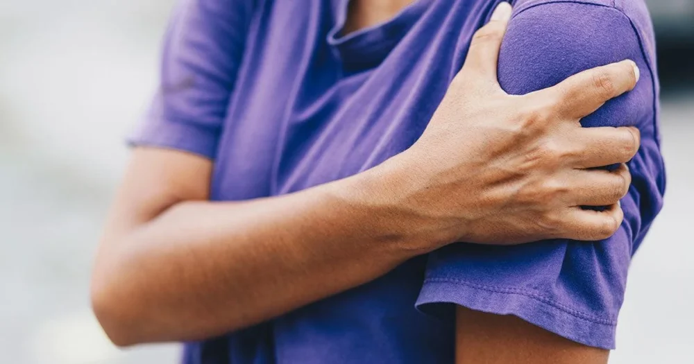 Kol Ağrısına Ne İyi Gelir? Nasıl Geçer? Neden Olur? Sağ ve Sol Kol Ağrısı Nasıl Geçer? 1 Kol Ağrısına Ne İyi Gelir? Nasıl Geçer? Neden Olur? Sağ ve Sol Kol Ağrısı Nasıl Geçer?