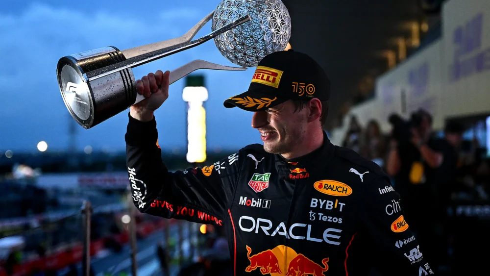 Max Verstappen 1 Max Verstappen