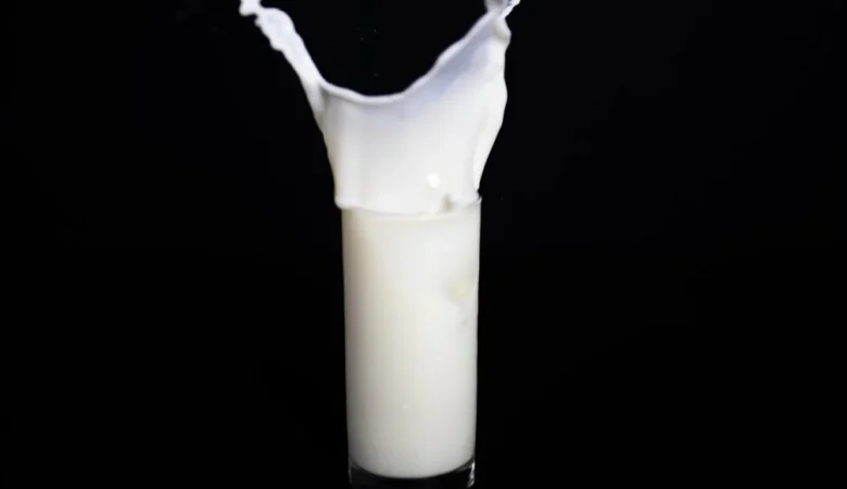 1 Bardak Süt Kaç Kalori Sütün Besin Değeri ve Kalori İçeriği