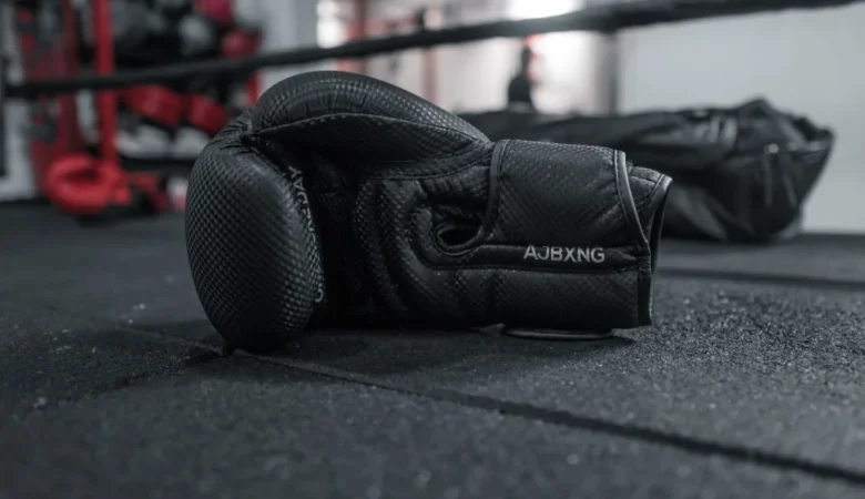 Boks Eldiveni Nedir Ne İşe Yarar Nasıl Kullanılır