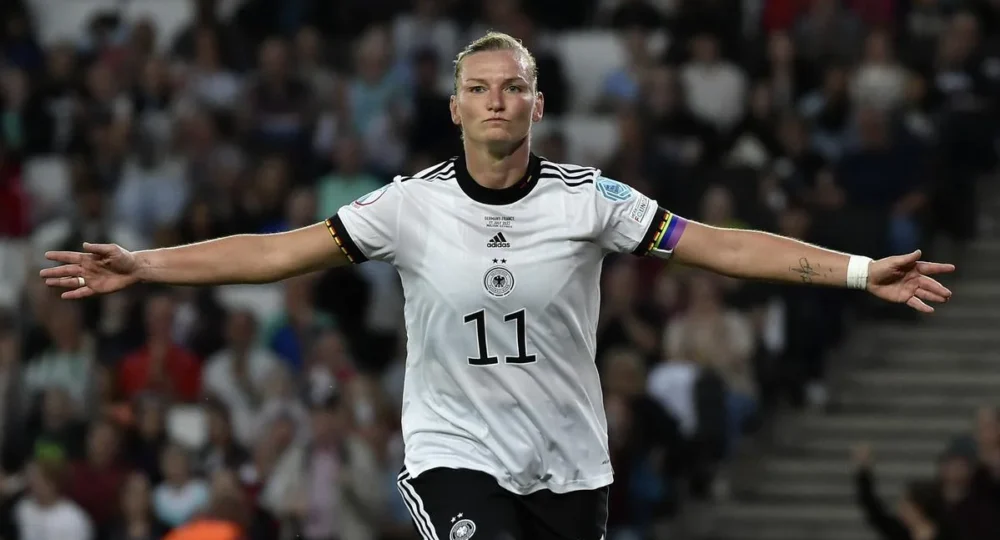 Alexandra Popp 1 Alexandra Popp