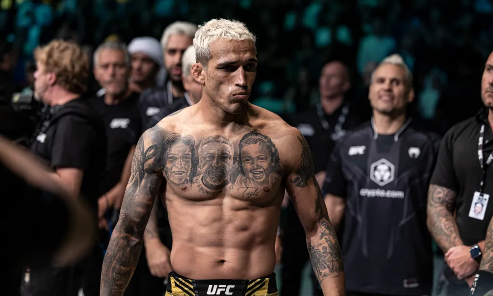 Charles Oliveira 1 Charles Oliveira