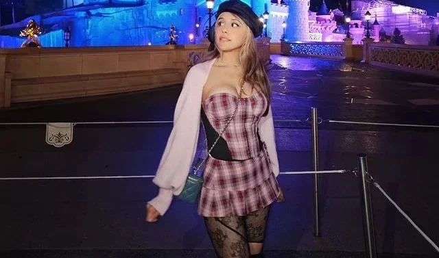 Neekolul 1 Neekolul (1)